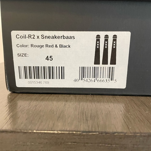 KangaROOS x SneakerBAAS Coil-R2 "Sin City" Sneaker - Picture 11 of 12